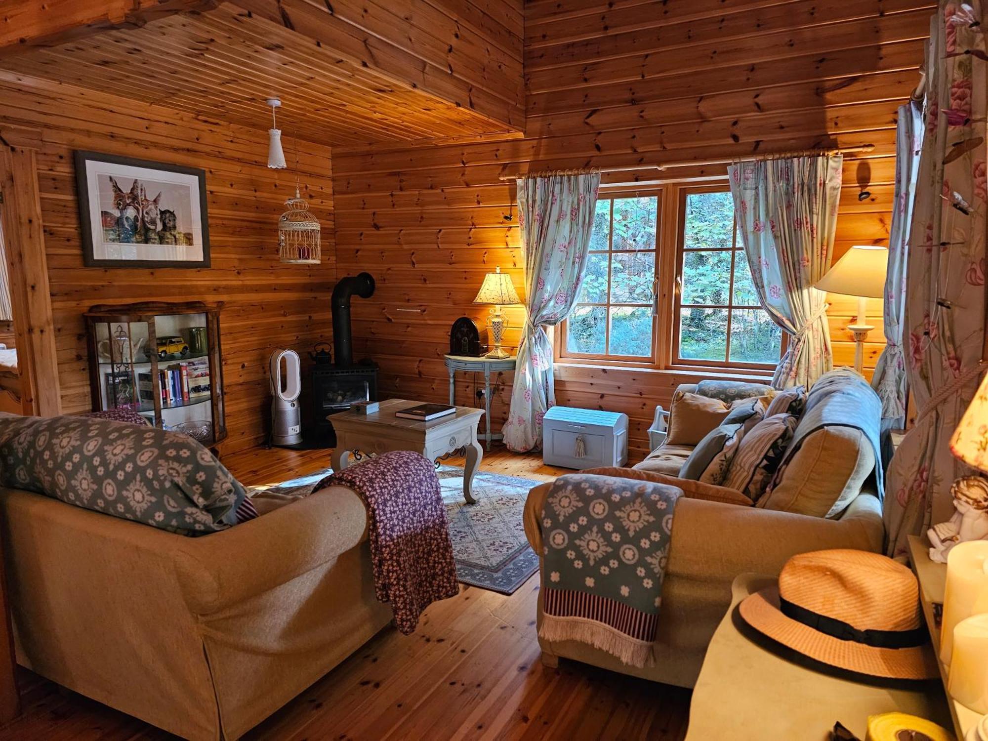 Forest Lodge Log Cabin - Ireland Ballyconnell  Eksteriør billede